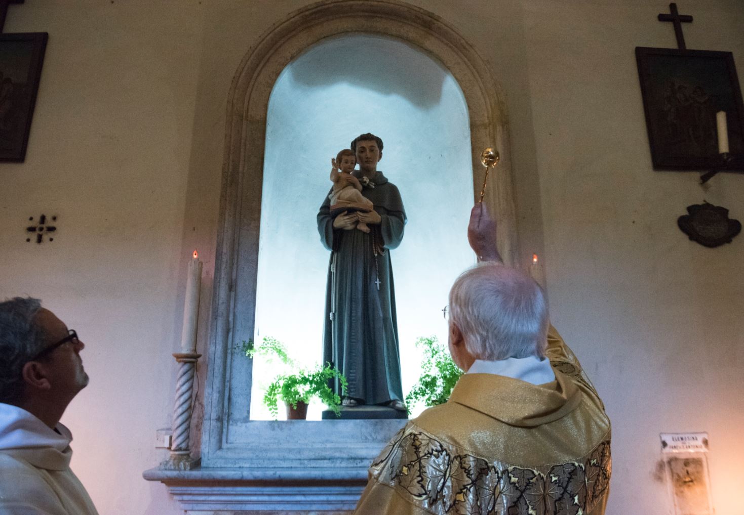 Statua Di Sant'antonio Da Padova