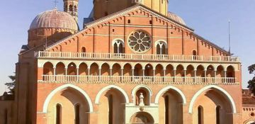 NOTICE – Pontifical Basilica of Saint Anthony – All religious services are suspended until Sunday 8 March