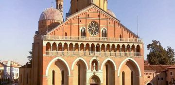 AVIS: Basilique Pontificale de Saint Antoine – Toutes les fonctions religieuses sont  suspendues jusqu’à Dimanche le 8 Mars 2020