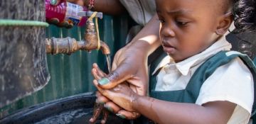 Nel «Messaggero di sant’Antonio» il progetto per l’assistenza sanitaria nella baraccopoli di Nairobi 