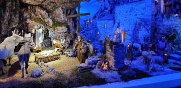 Presepi artistici in basilica, il mistero del Natale in miniatura secondo la tradizione francescana