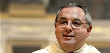 Padre Enzo Poiana, il ricordo per immagini