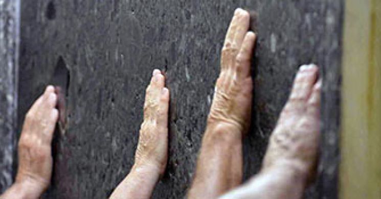 Hand on the Tomb